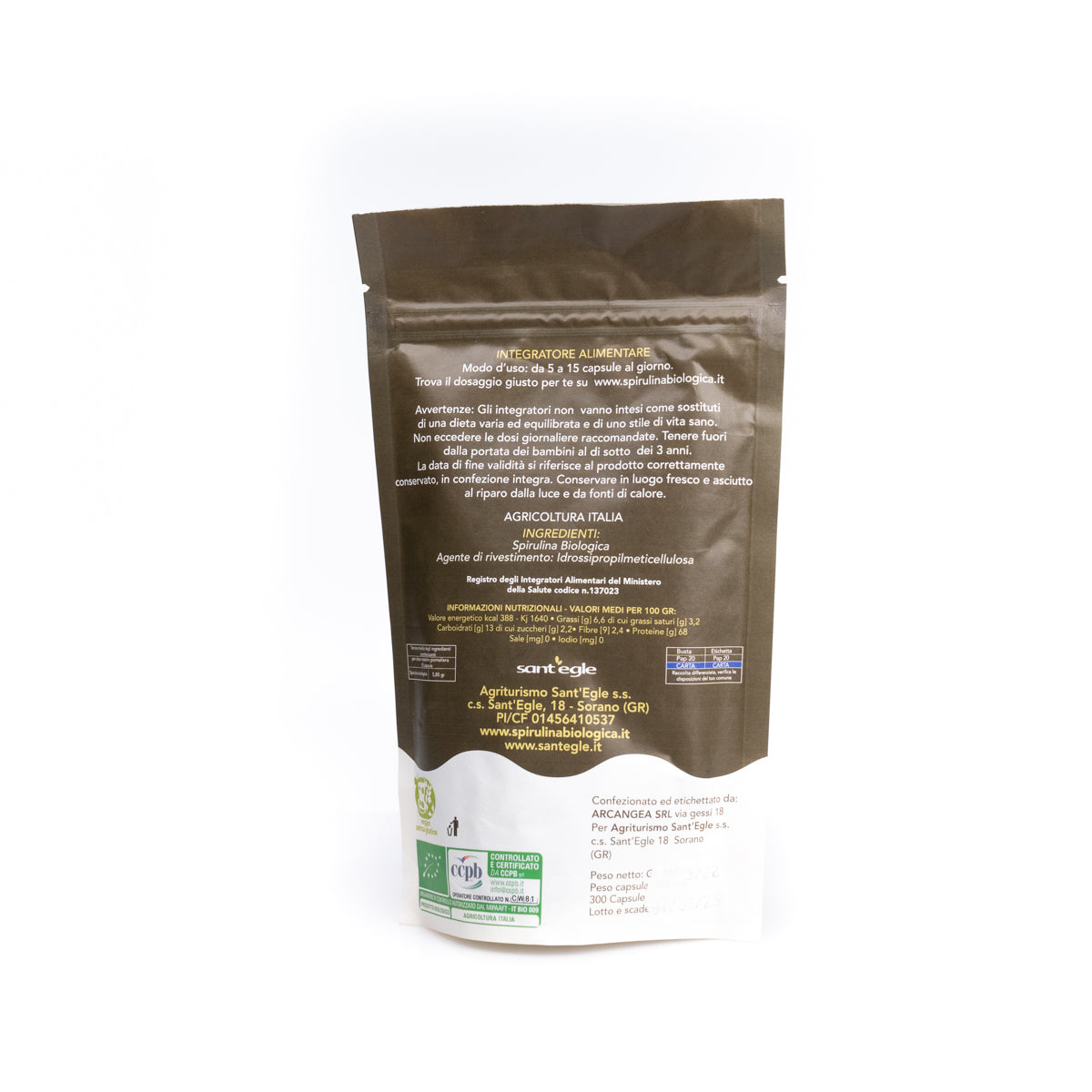 Organic spirulina in capsules